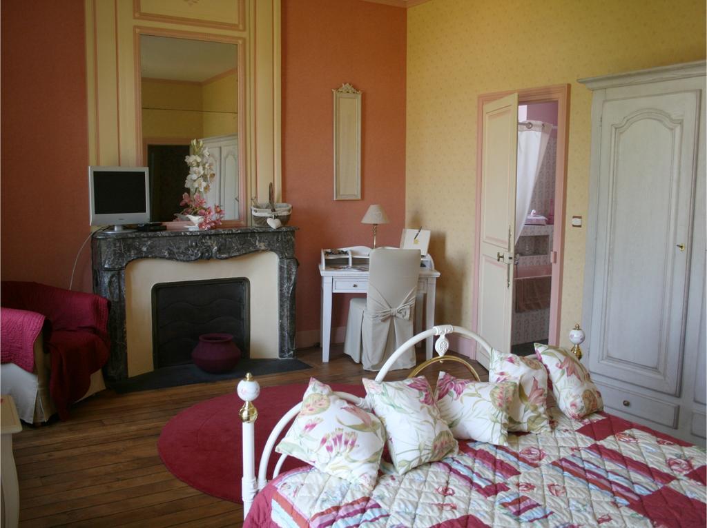 Chateau Du Clos Mortier Saint-Dizier Szoba fotó